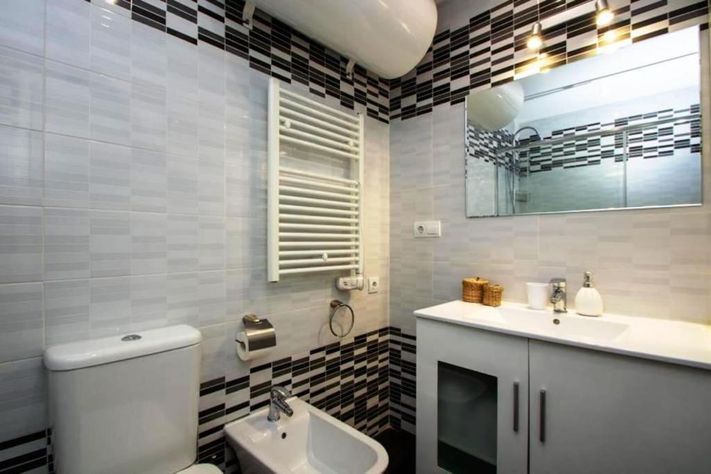 Sunny Apartment In Center Of Marbella ! Exterior foto